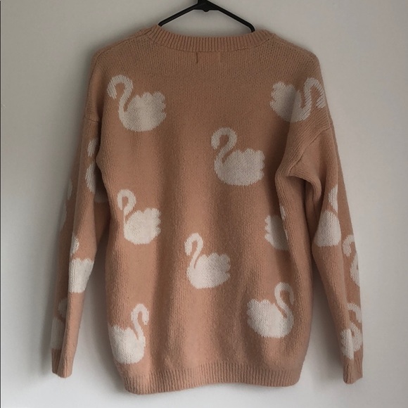 Dreamers Pink and white swan knit sweater - Picture 2 of 6
